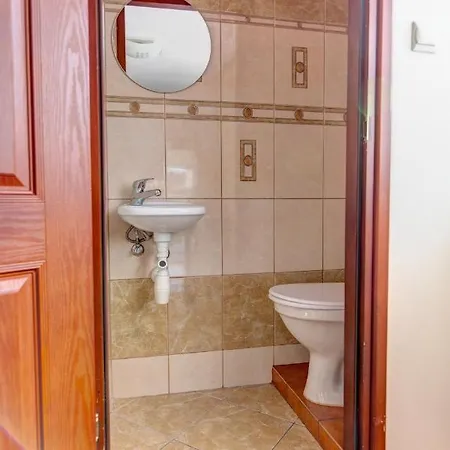 100m Duzy Apartament, Salon + 3 Sypialnie Przy Deptaku *